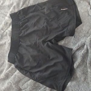 Balance collection Black athletic shorts size small